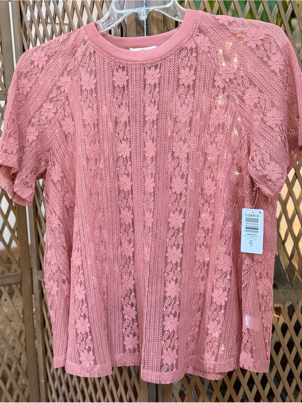 Torrid Dusty Rose Floral Lace Short Sleeve Boxy Top size 00 M/L